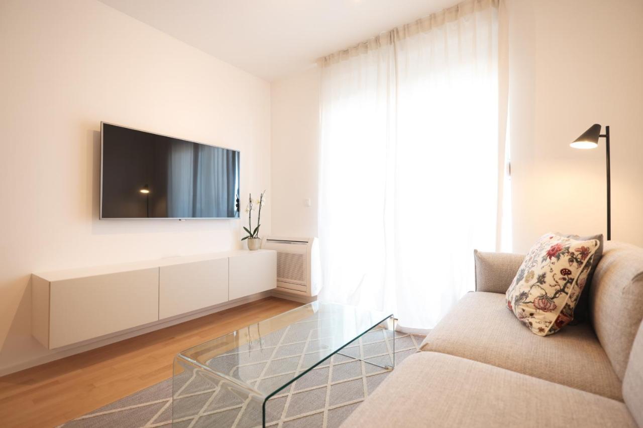 The City Block Apartment Zadar Exterior photo