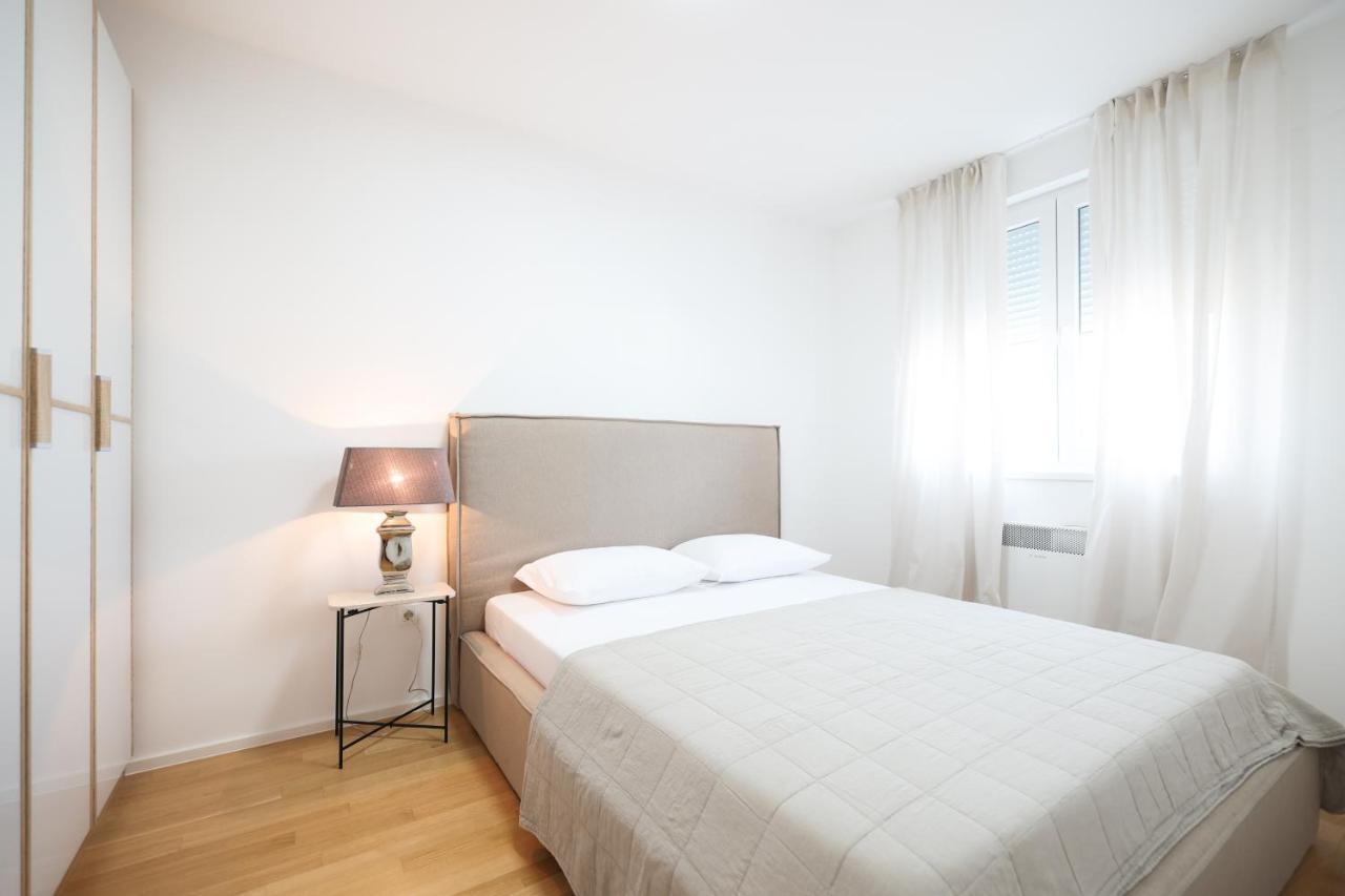 The City Block Apartment Zadar Exterior photo